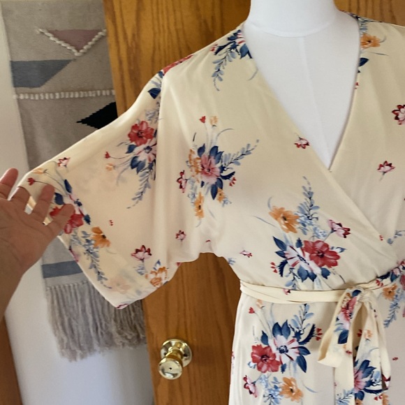 Printed maxi wrap dress size M - Picture 2 of 5